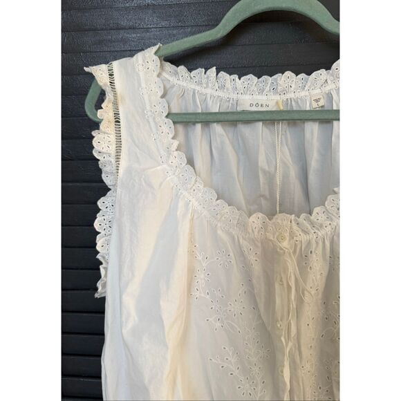 NWT Doen Traveler Eyelet Top - Large - in Salt (White) - Picture 4 of 9